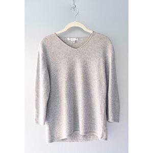 Wendy B 100% Cashmere Soft, Luxurious Sweater in Grey, Quiet Luxury